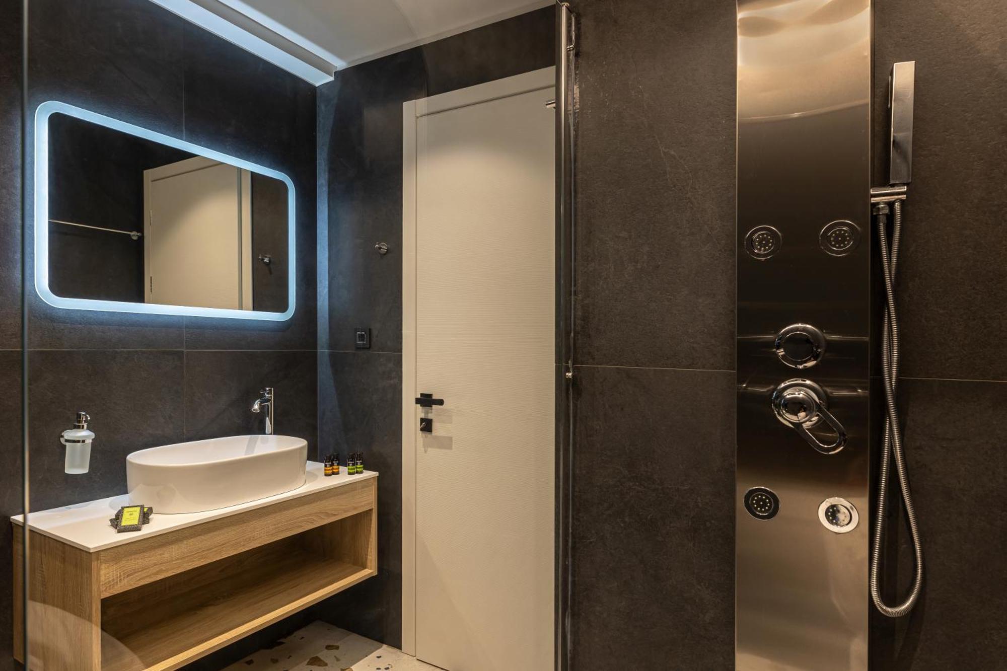 City Hill Luxury Apartments Ioannina Ngoại thất bức ảnh